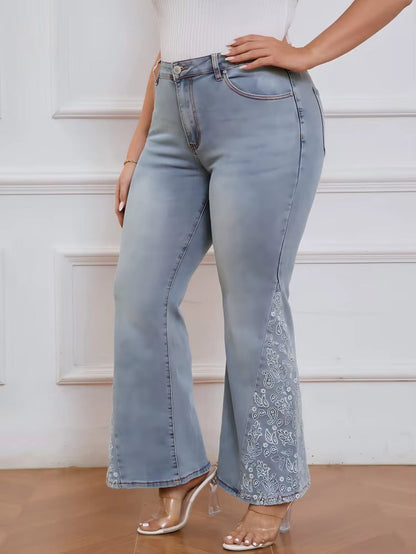 Chic Plus Size Flare Jeans