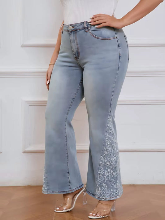 Chic Plus Size Flare Jeans